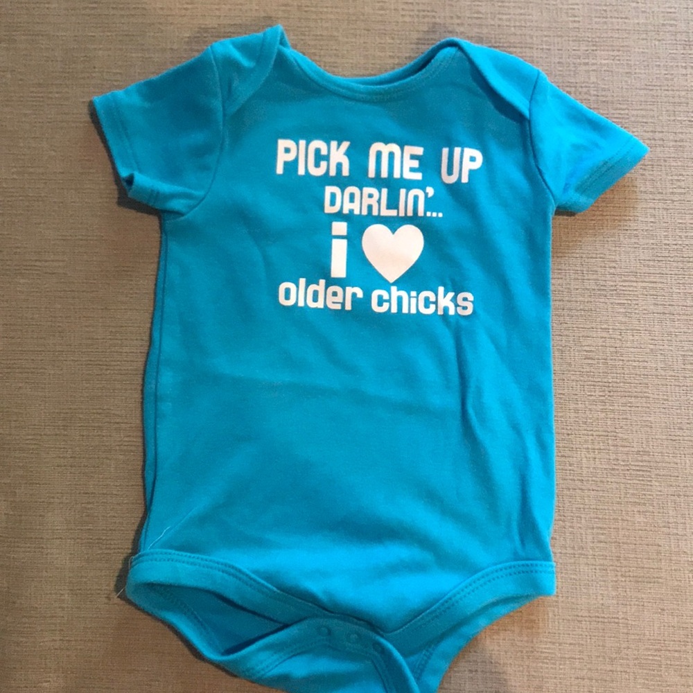 Infant Boy Novelty Onesie & Garanimals Shorts - Picture 2 of 5